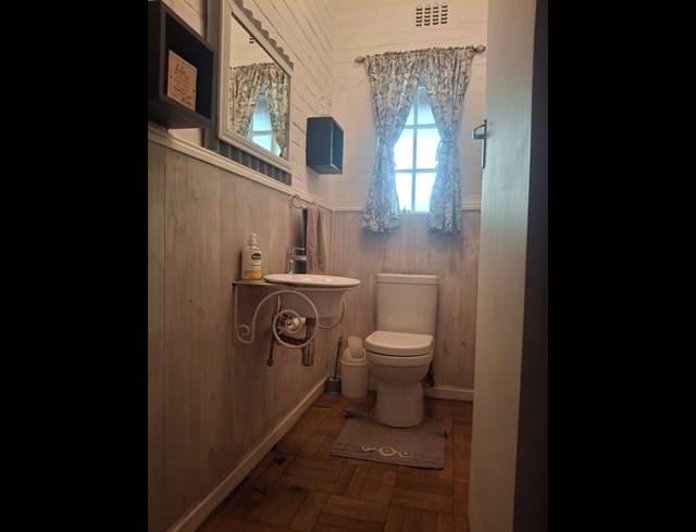 5 BEDROOM FREEHOLD FOR SALE IN CLARENDON
